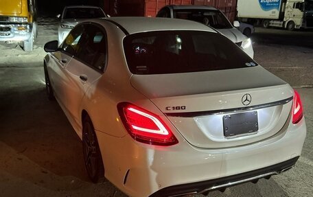 Mercedes-Benz C-Класс, 2018 год, 2 250 000 рублей, 23 фотография