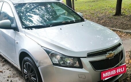 Chevrolet Cruze II, 2010 год, 350 000 рублей, 2 фотография