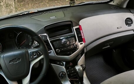 Chevrolet Cruze II, 2010 год, 350 000 рублей, 12 фотография