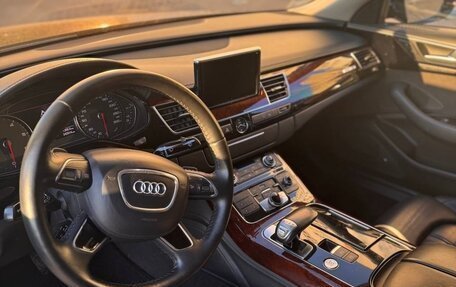 Audi A8, 2011 год, 2 600 000 рублей, 6 фотография