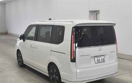 Honda Stepwgn, 2023 год, 2 289 000 рублей, 4 фотография