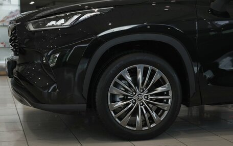 Toyota Highlander, 2026 год, 5 780 000 рублей, 2 фотография