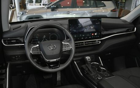 Toyota Highlander, 2026 год, 5 780 000 рублей, 13 фотография