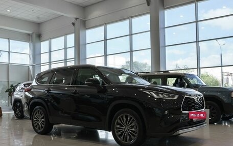 Toyota Highlander, 2026 год, 5 780 000 рублей, 4 фотография