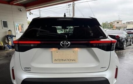 Toyota Yaris Cross, 2023 год, 1 348 017 рублей, 4 фотография