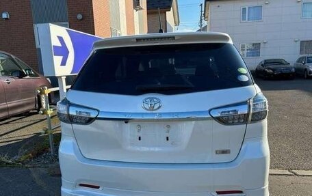 Toyota Wish II, 2017 год, 1 184 000 рублей, 4 фотография
