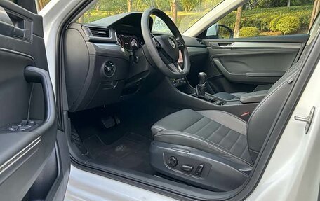 Skoda Superb III рестайлинг, 2022 год, 2 721 319 рублей, 10 фотография