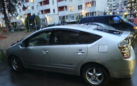 Toyota Prius, 2007 год, 310 000 рублей, 2 фотография