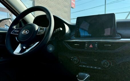 KIA Cerato IV, 2019 год, 1 699 990 рублей, 13 фотография