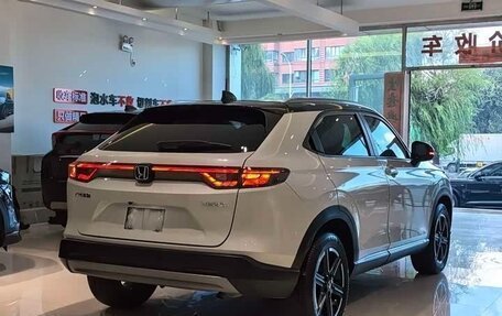 Honda Vezel, 2023 год, 1 610 333 рублей, 5 фотография