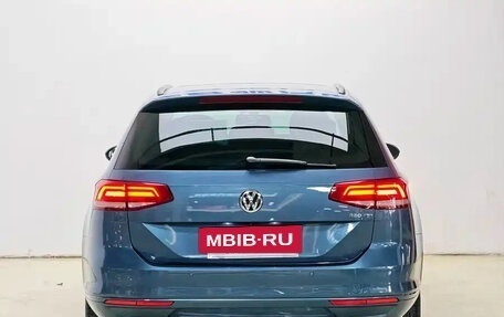 Volkswagen Passat B8 рестайлинг, 2018 год, 1 250 000 рублей, 5 фотография