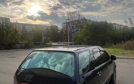 Lexus RX IV рестайлинг, 2002 год, 985 000 рублей, 9 фотография