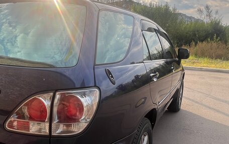 Lexus RX IV рестайлинг, 2002 год, 985 000 рублей, 24 фотография