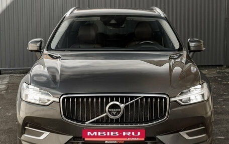 Volvo XC60 II, 2018 год, 3 200 000 рублей, 2 фотография