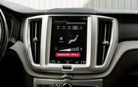 Volvo XC60 II, 2018 год, 3 200 000 рублей, 19 фотография