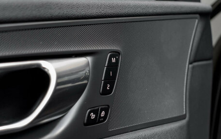 Volvo XC60 II, 2018 год, 3 200 000 рублей, 27 фотография
