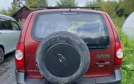 Chevrolet Niva I рестайлинг, 2009 год, 350 000 рублей, 3 фотография