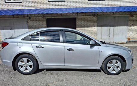 Chevrolet Cruze II, 2013 год, 800 000 рублей, 2 фотография