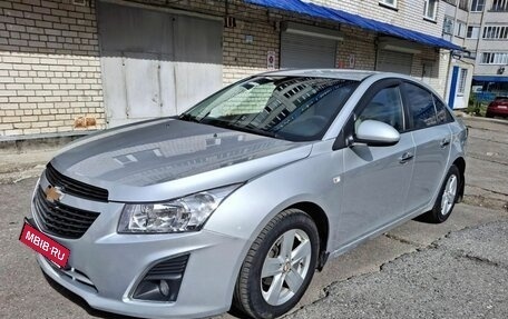 Chevrolet Cruze II, 2013 год, 800 000 рублей, 5 фотография