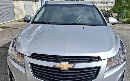 Chevrolet Cruze II, 2013 год, 800 000 рублей, 6 фотография