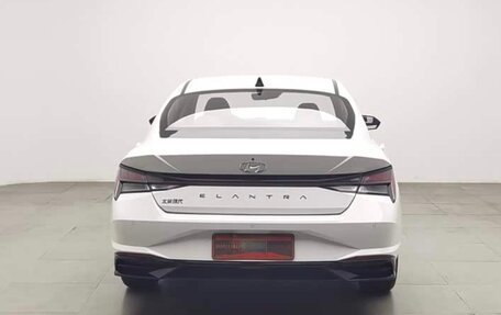 Hyundai Elantra, 2022 год, 1 284 000 рублей, 4 фотография