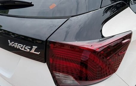 Toyota Yaris XP150 рестайлинг, 2022 год, 900 000 рублей, 8 фотография