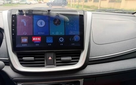 Toyota Yaris XP150 рестайлинг, 2022 год, 900 000 рублей, 13 фотография
