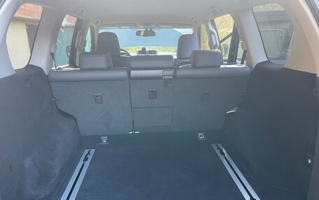 Toyota Land Cruiser Prado 150 рестайлинг 2, 2015 год, 3 600 000 рублей, 6 фотография