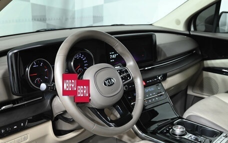 KIA Carnival, 2020 год, 4 100 000 рублей, 21 фотография