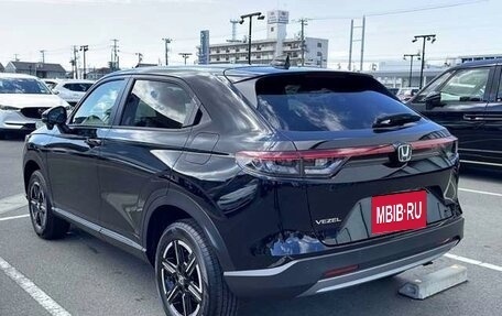 Honda Vezel, 2023 год, 1 758 000 рублей, 5 фотография