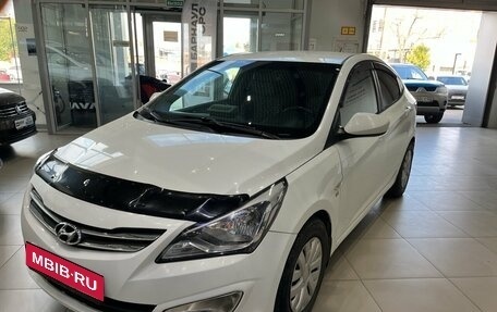 Hyundai Solaris II рестайлинг, 2015 год, 1 094 000 рублей, 3 фотография