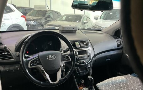 Hyundai Solaris II рестайлинг, 2015 год, 1 094 000 рублей, 7 фотография