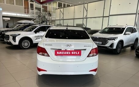 Hyundai Solaris II рестайлинг, 2015 год, 1 094 000 рублей, 5 фотография