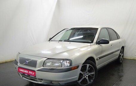 Volvo S80 II рестайлинг 2, 2000 год, 305 000 рублей, 1 фотография