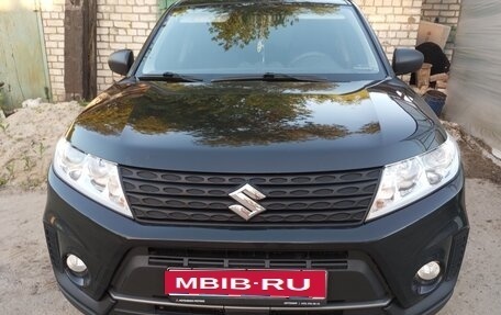 Suzuki Vitara II рестайлинг, 2019 год, 1 700 000 рублей, 1 фотография