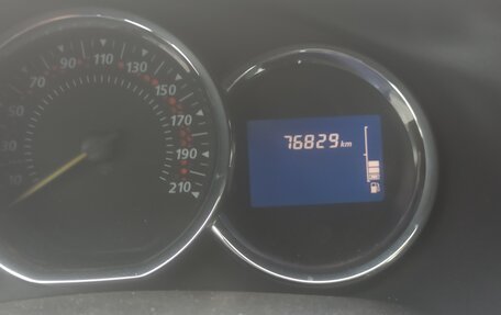 Renault Sandero II рестайлинг, 2014 год, 950 000 рублей, 12 фотография