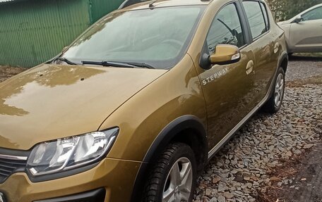 Renault Sandero II рестайлинг, 2014 год, 950 000 рублей, 3 фотография