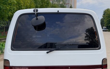 Toyota HiAce H100, 2003 год, 1 550 000 рублей, 7 фотография