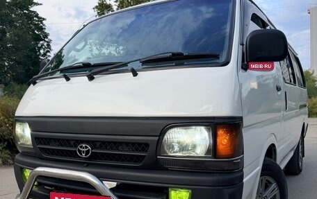 Toyota HiAce H100, 2003 год, 1 550 000 рублей, 4 фотография