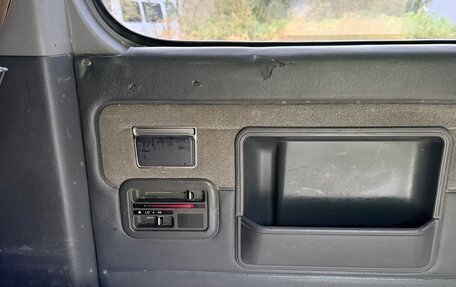 Toyota HiAce H100, 2003 год, 1 550 000 рублей, 21 фотография