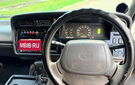 Toyota HiAce H100, 2003 год, 1 550 000 рублей, 14 фотография
