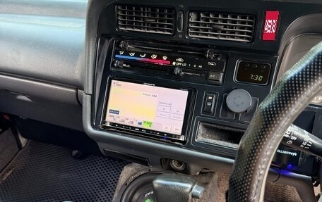 Toyota HiAce H100, 2003 год, 1 550 000 рублей, 24 фотография