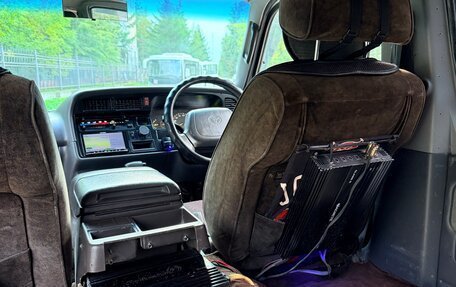 Toyota HiAce H100, 2003 год, 1 550 000 рублей, 28 фотография