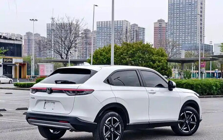 Honda Vezel, 2023 год, 1 810 004 рублей, 6 фотография