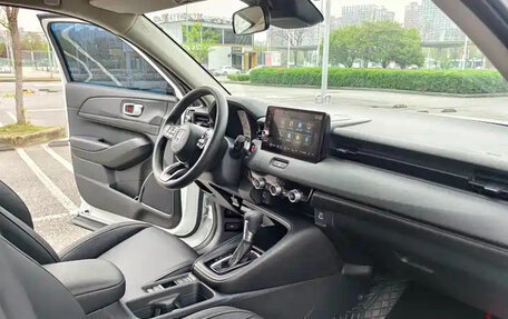 Honda Vezel, 2023 год, 1 810 004 рублей, 17 фотография