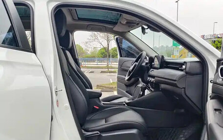 Honda Vezel, 2023 год, 1 810 004 рублей, 16 фотография