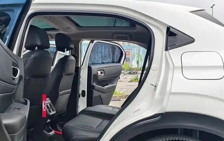 Honda Vezel, 2023 год, 1 810 004 рублей, 18 фотография