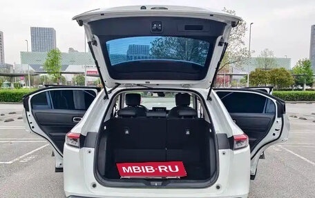 Honda Vezel, 2023 год, 1 810 004 рублей, 21 фотография