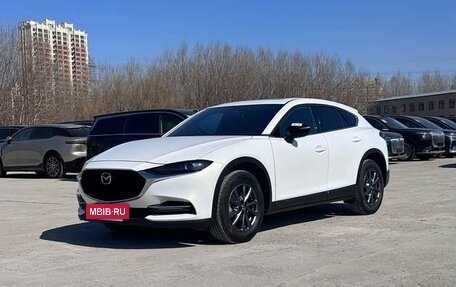 Mazda CX-4, 2022 год, 1 676 000 рублей, 3 фотография