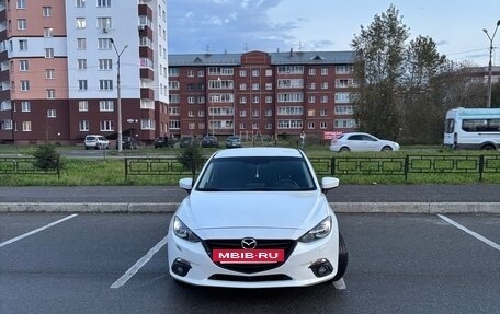 Mazda 3, 2015 год, 1 200 000 рублей, 2 фотография